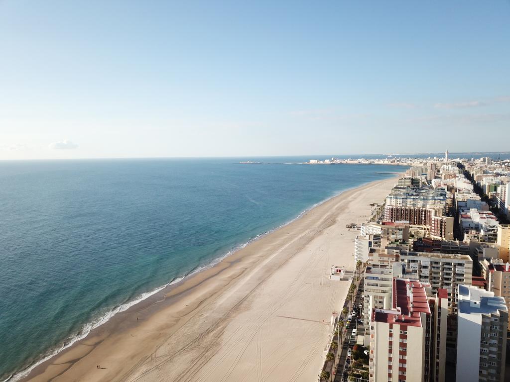 paseo maritimo cadiz